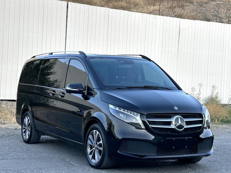 Mercedes-Benz V-Class, 2023 — фото 3 из 10