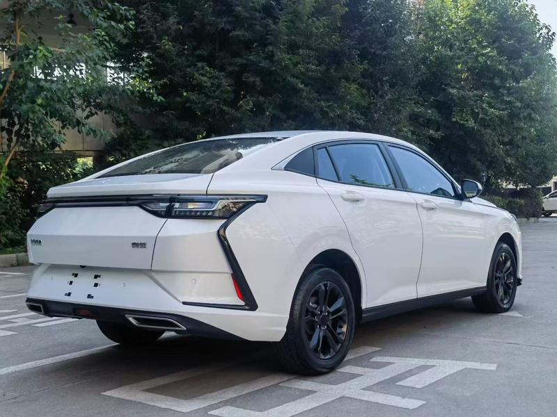 Dongfeng Aeolus Yixuan, 2025 — фото 6 из 10