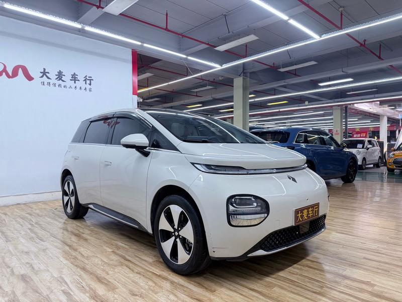 Baojun Yunduo, 2023 — фото 3 из 12