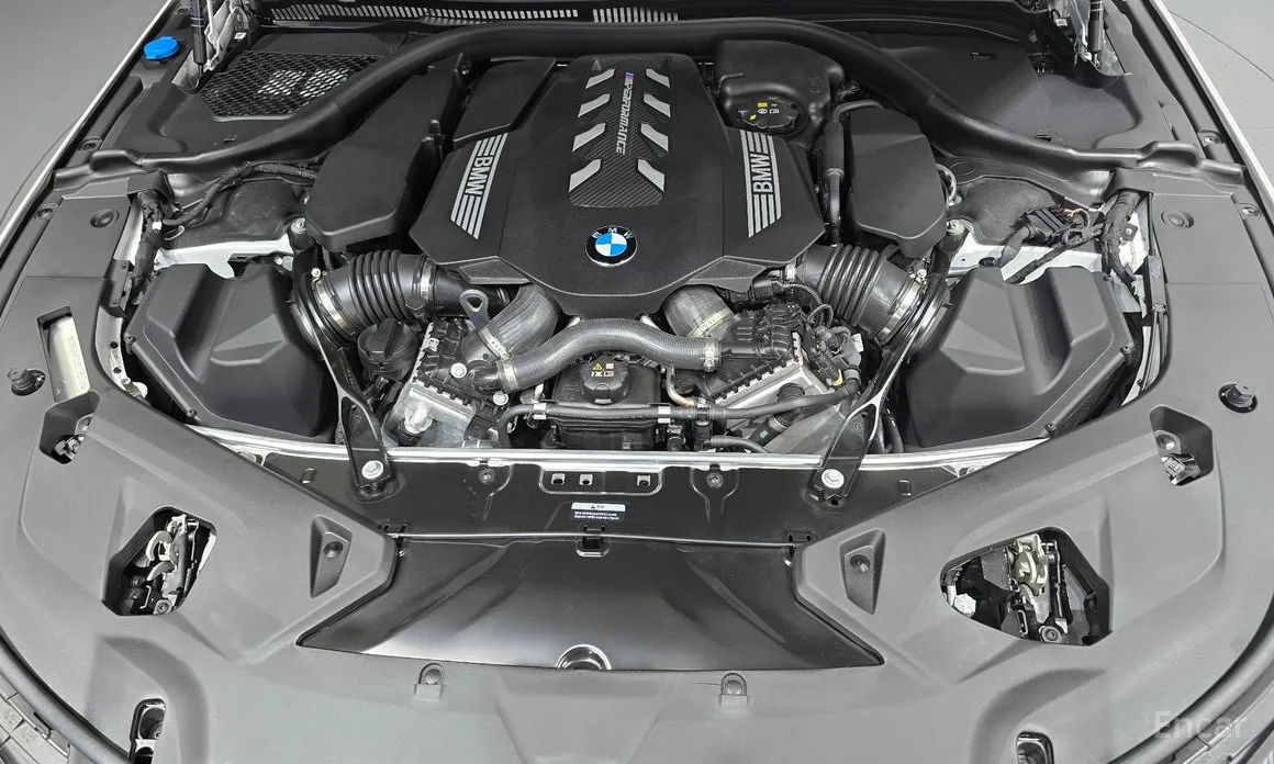 BMW 8 Series, 2025 — фото 6 из 12