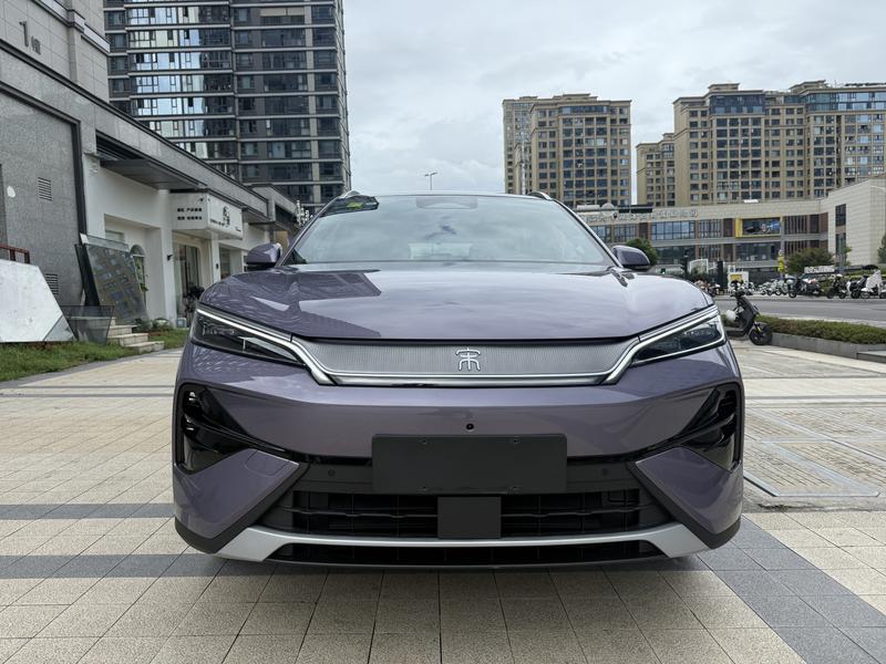 BYD Song Ultra EV, 2026 — фото 2 из 12