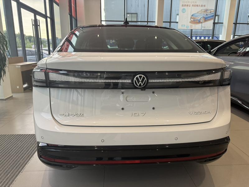 Volkswagen ID.7 Vizzion, 2024 — фото 4 из 12