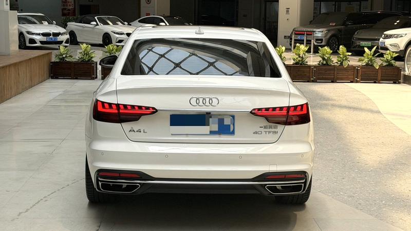 Audi A4L, 2022 — фото 5 из 10