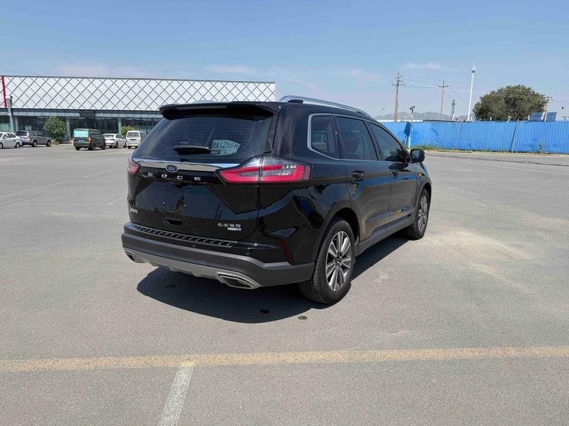 Ford Edge, 2022 — фото 6 из 9