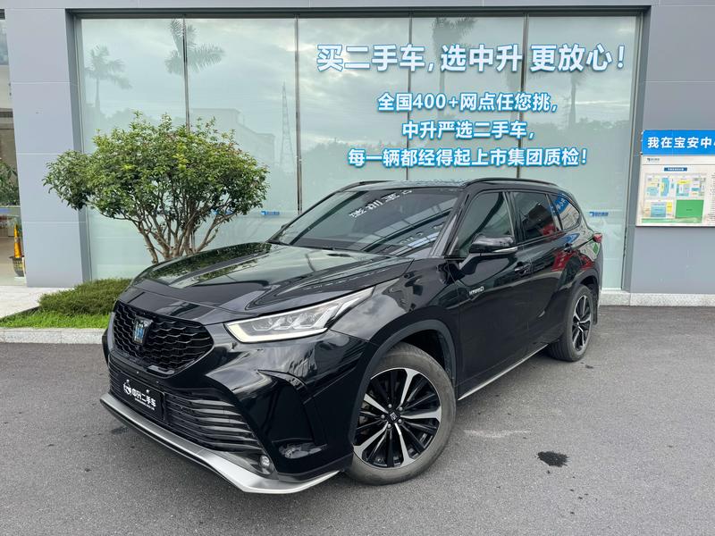 Toyota Crown Kluger, 2022 — купить в Кирове под ключ