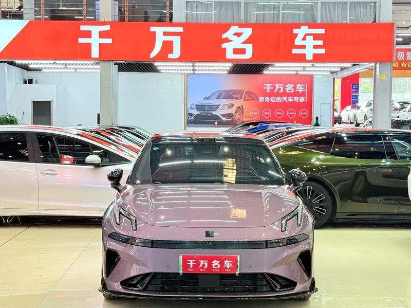 Lynk & Co 07 EM-P Hybrid, 2025 — фото 2 из 12