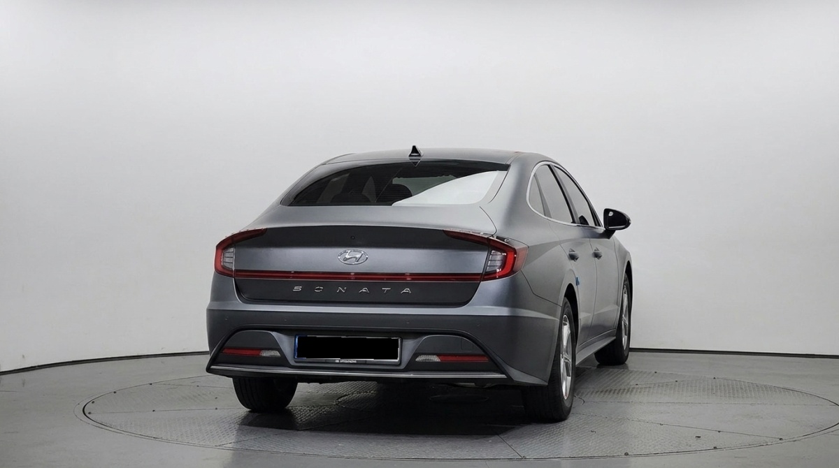 Hyundai Sonata, 2023 — фото 4 из 12