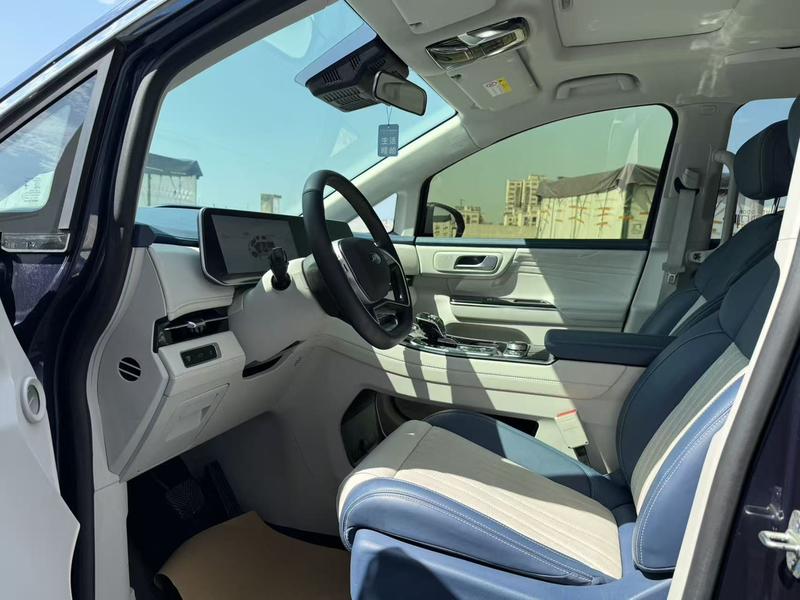 JAC Refine RF8 Hybrid, 2023 — фото 7 из 12