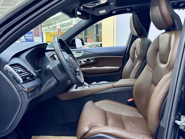 Volvo XC90 Hybrid, 2021 — фото 8 из 9