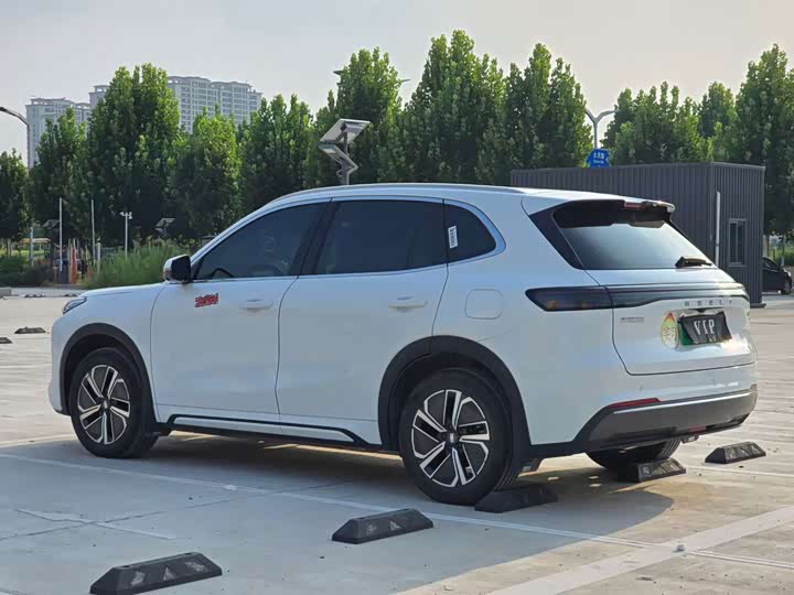 Geely Galaxy Starship 7, 2024 — фото 7 из 9