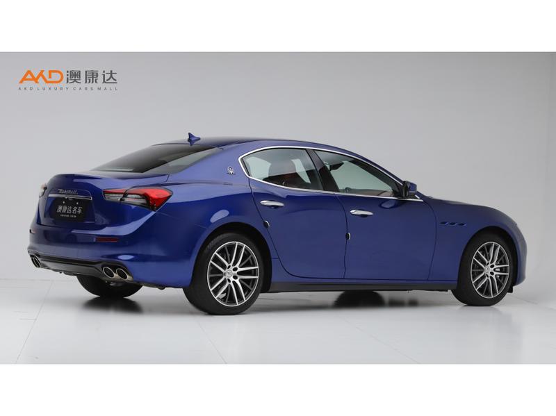 Maserati Ghibli, 2021 — фото 4 из 9