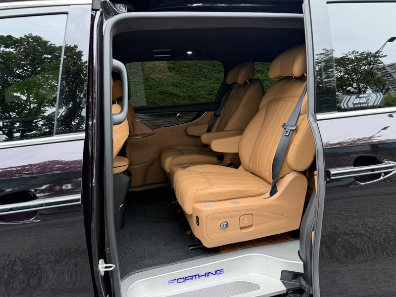 Dongfeng Forthing Xinghai V9, 2025 — фото 9 из 12