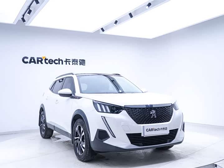 Peugeot 2008, 2022 — фото 3 из 9