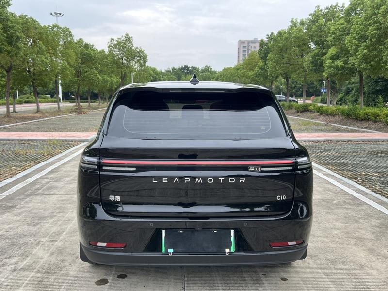 Leapmotor C10, 2024 — фото 6 из 12