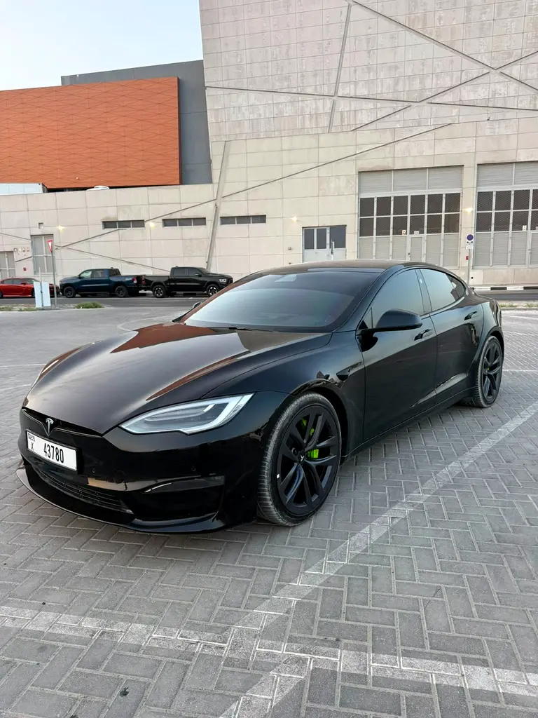 Tesla Model S, 2022