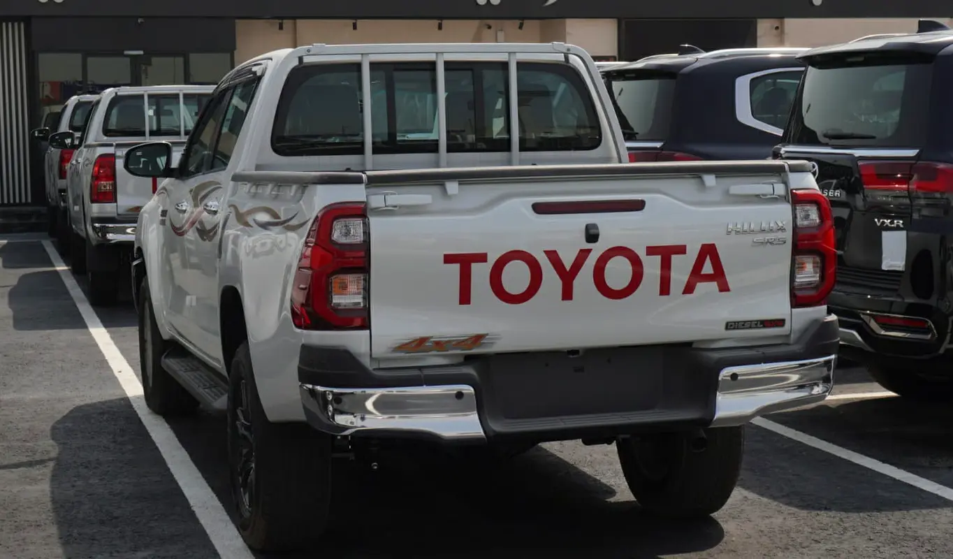 Toyota Hilux, 2026 — фото 6 из 10