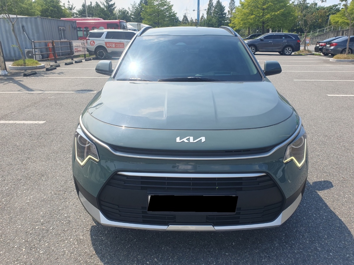 Kia Niro, 2022 — фото 3 из 12