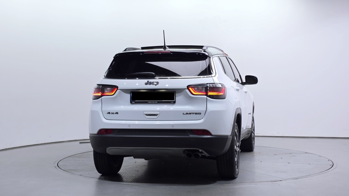 Jeep Compass, 2022 — фото 4 из 12