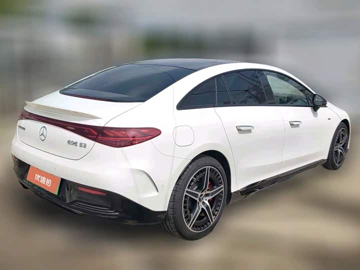 Mercedes-Benz EQE AMG, 2024 — фото 7 из 7