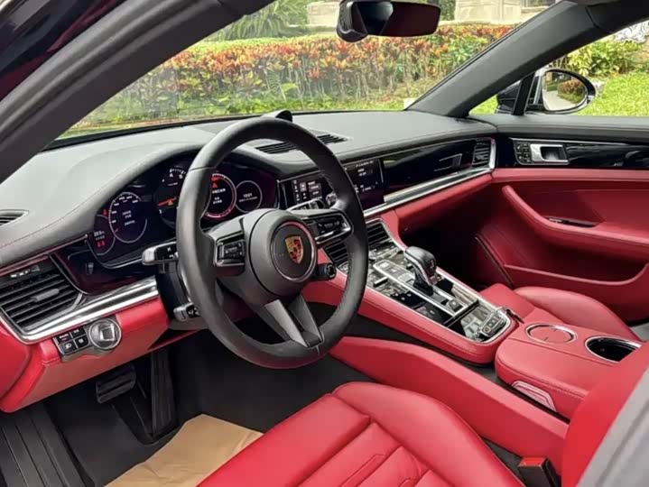 Porsche Panamera, 2022 — фото 3 из 3