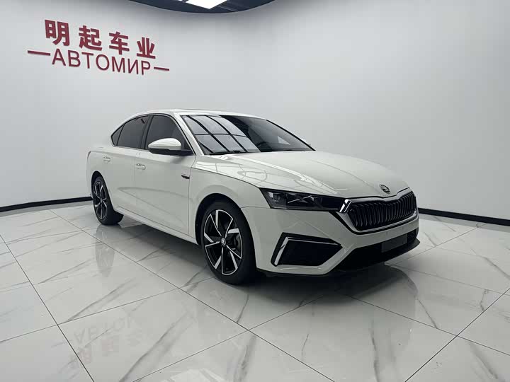 Skoda Octavia Pro, 2022 — фото 3 из 9