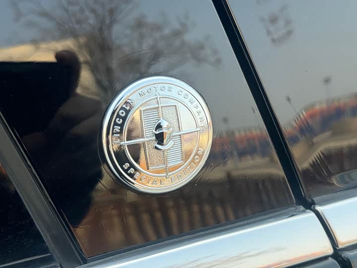 Lincoln Navigator, 2023 — фото 6 из 9