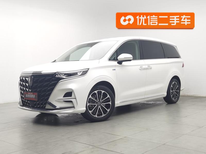 Roewe iMax 8, 2023 — купить в Самаре под ключ