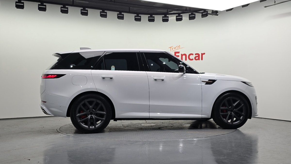 Land Rover Range Rover Sport, 2025 — фото 5 из 12