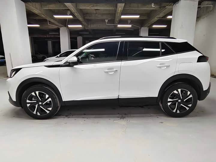 Peugeot 2008, 2022 — фото 5 из 9