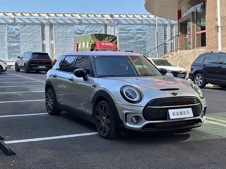 Mini Clubman, 2023 — фото 3 из 9