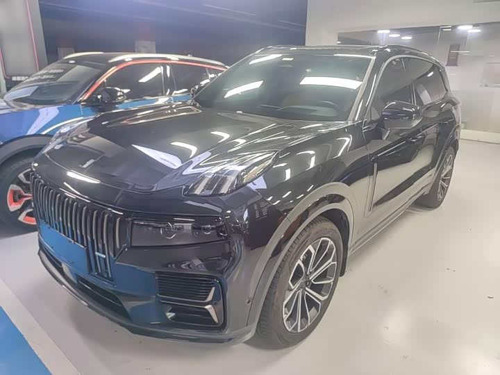 Lynk & Co 09 EM-P Hybrid, 2024 — фото 2 из 9