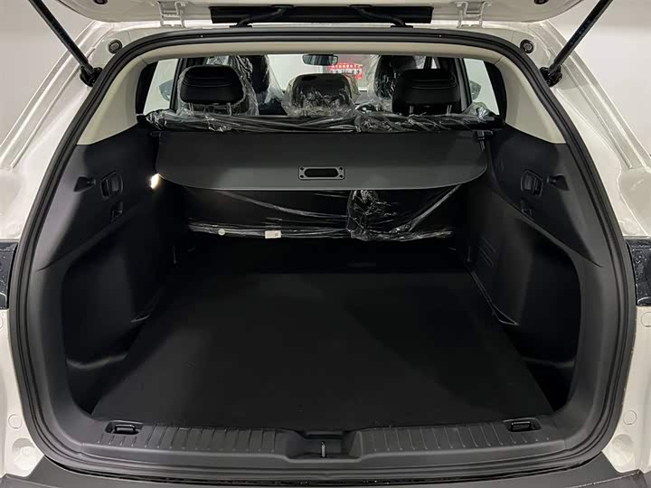 Mazda CX-50, 2023 — фото 7 из 9