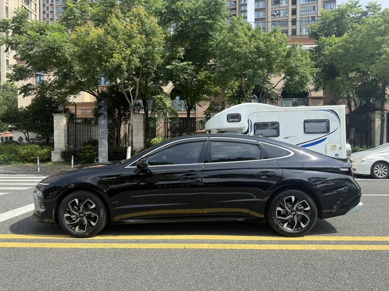 Hyundai Sonata N Line, 2024 — фото 4 из 12