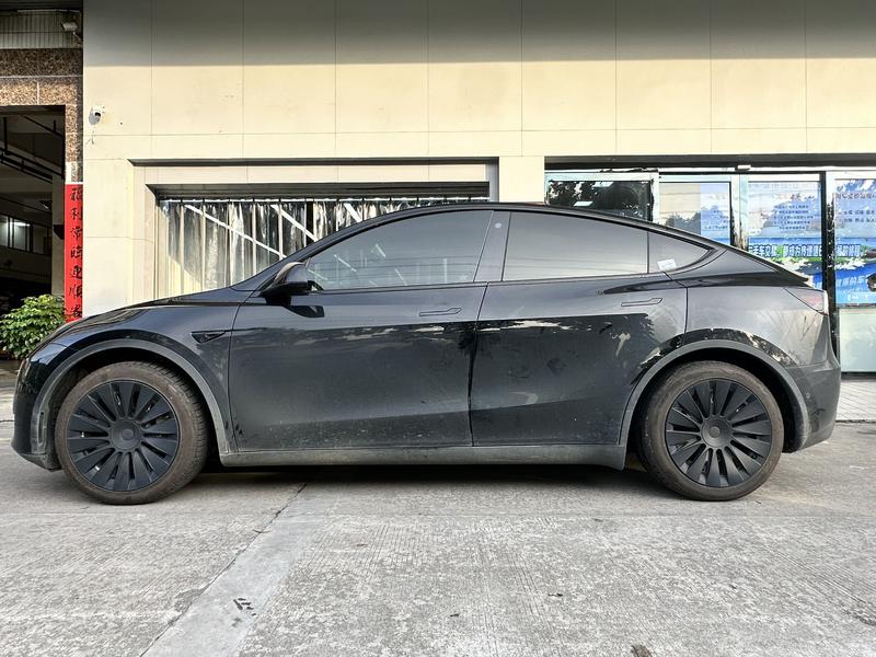 Tesla Model Y, 2022 — фото 2 из 10
