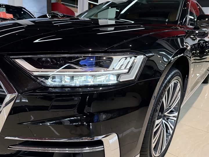 Audi A8, 2021 — фото 6 из 9