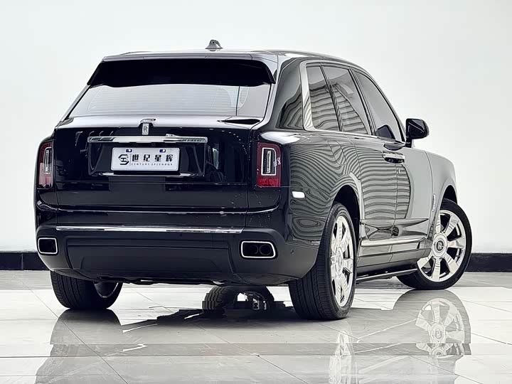 Rolls-Royce Cullinan, 2021 — фото 9 из 9