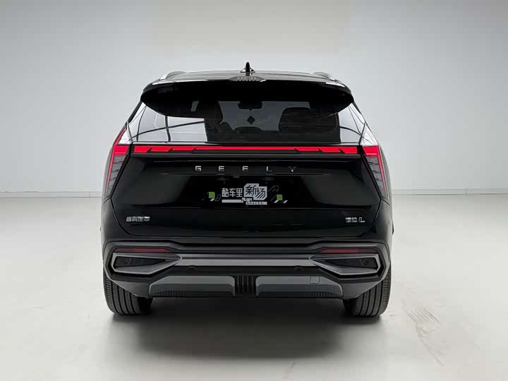 Geely Atlas L, 2024 — фото 5 из 9