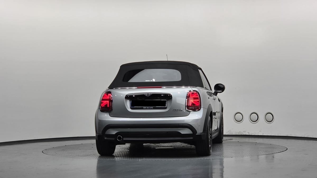 Mini Cooper Convertible, 2024 — фото 4 из 12