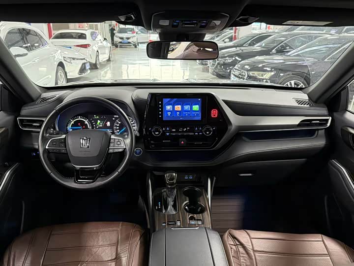 Toyota Crown Kluger, 2022 — фото 9 из 9