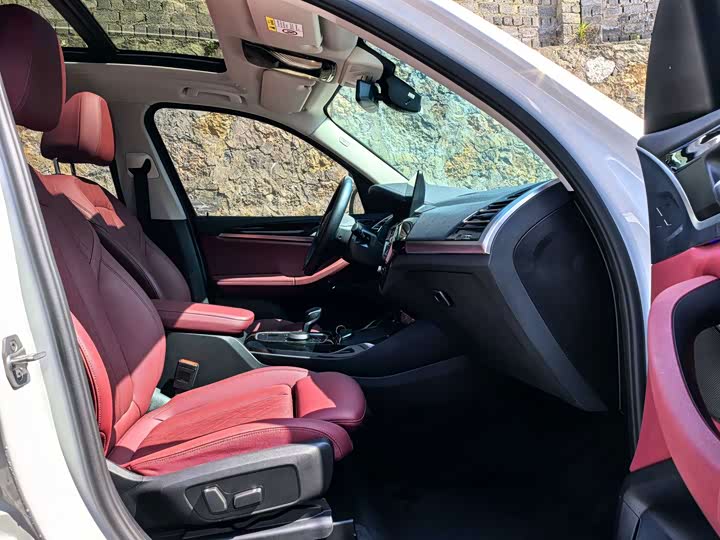 BMW X3, 2024 — фото 8 из 9