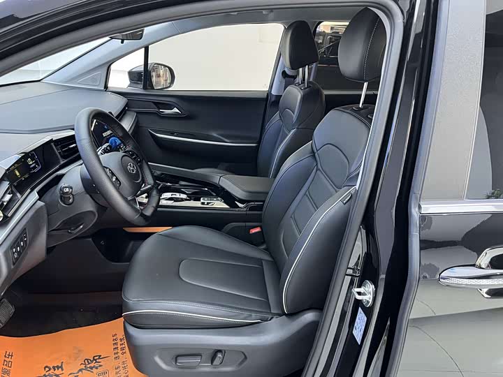 Hyundai Custo, 2025 — фото 6 из 9