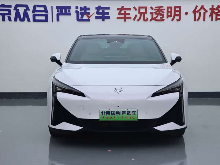 BAIC Arcfox Alpha S5, 2024 — фото 3 из 9