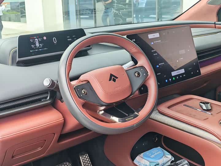 GAC Hyptec HL, 2025 — фото 9 из 9