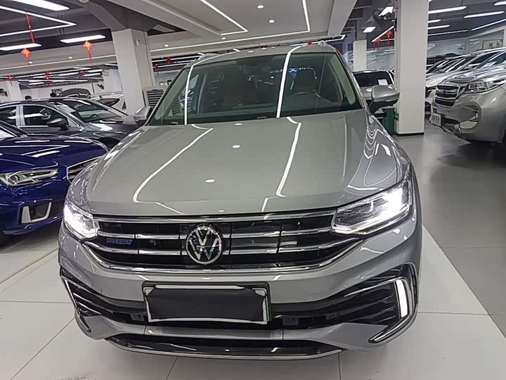 Volkswagen Tiguan L Hybrid, 2022 — фото 3 из 9