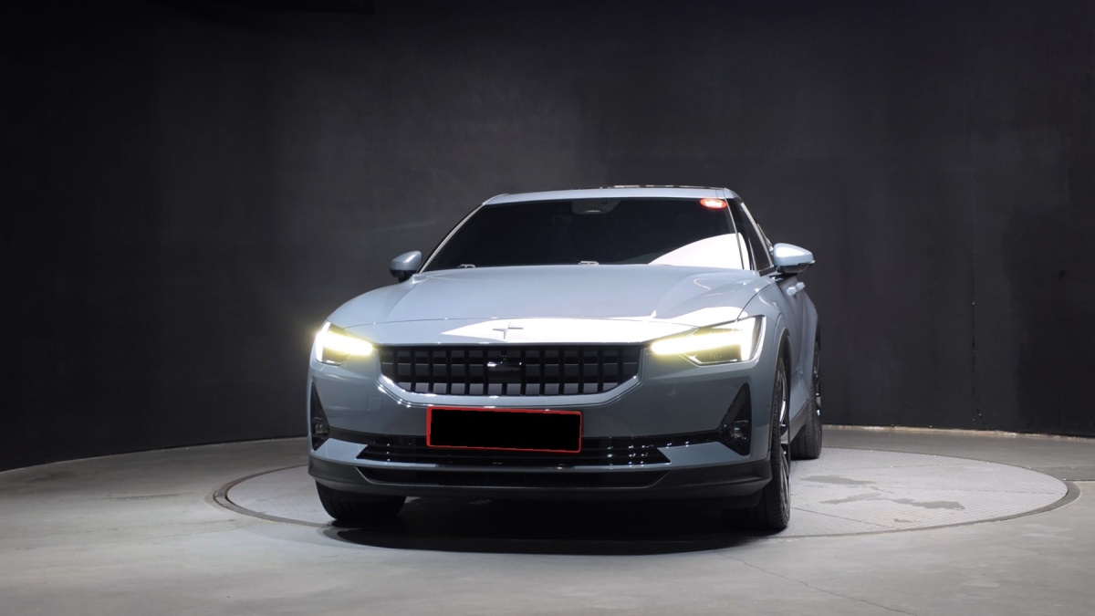 Polestar 2, 2022 — фото 3 из 12