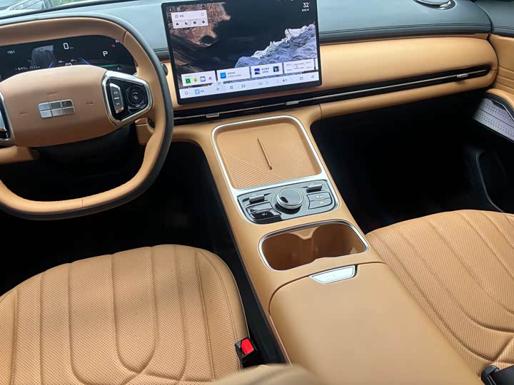 Geely Galaxy Starship 7, 2025 — фото 5 из 9