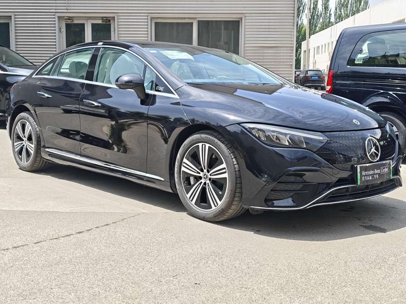 Mercedes-Benz EQE, 2025 — фото 3 из 10