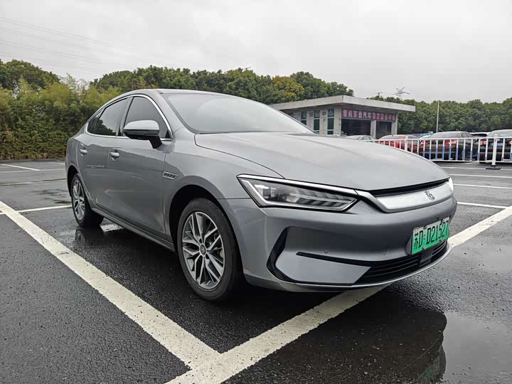 BYD Qin Plus, 2023 — фото 3 из 9