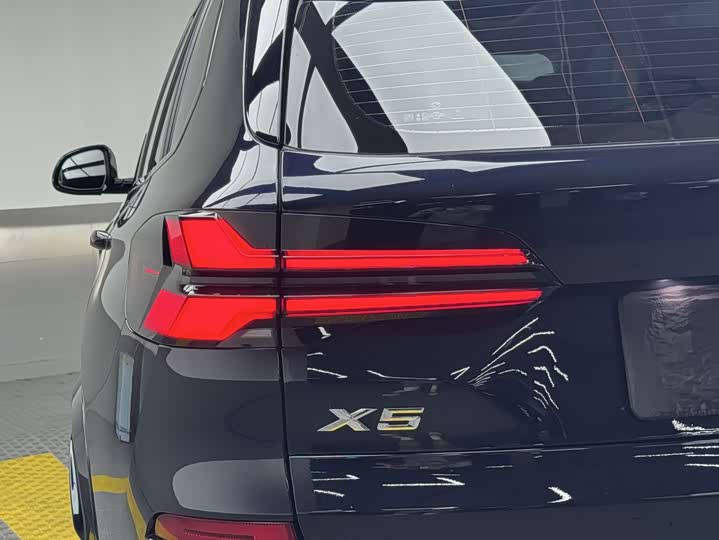 BMW X5, 2025 — фото 9 из 9
