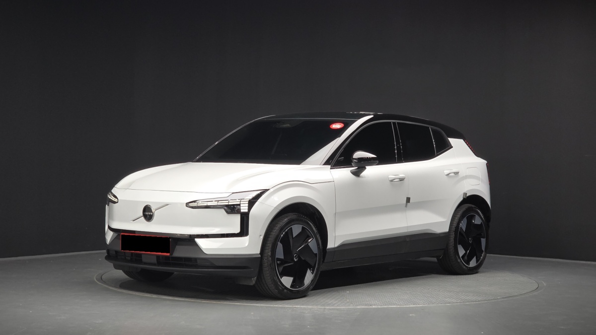 Volvo EX30, 2026 — купить в Брянске под ключ